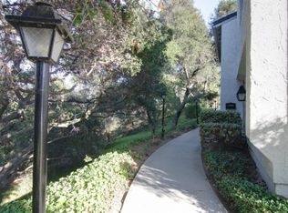210 Green Heath Pl, Thousand Oaks, CA 91361