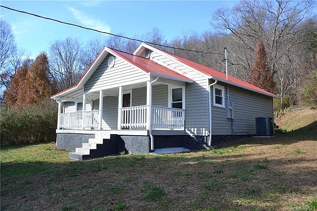 1st image of 1596 Fairbanks Dr