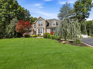 95 Erin Dr, Jackson, NJ 08527