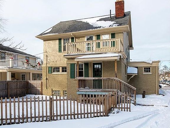 4th image of 3438 Fairmount Blvd