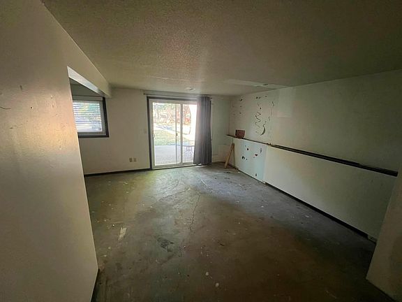 5th image of 6623 Ives Ln N