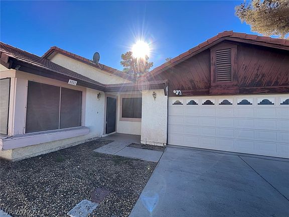 3rd image of 8821 Borla Dr