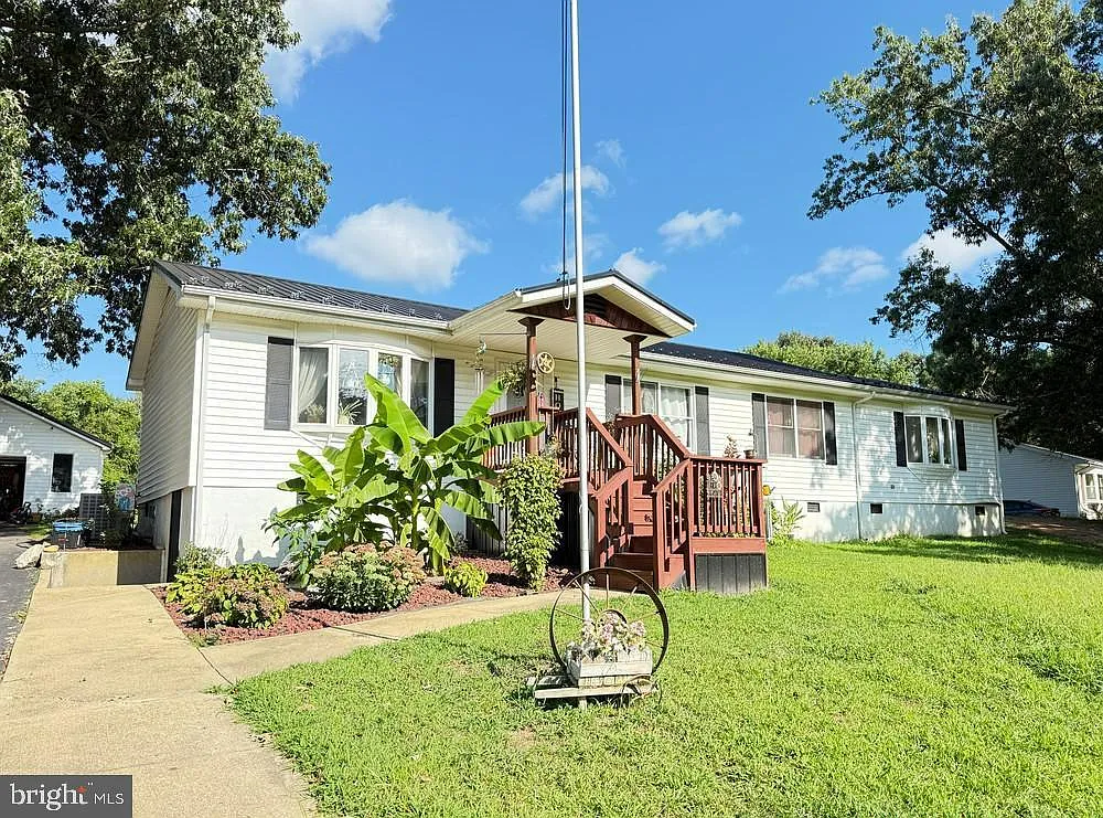 26884 Dogwood Ln photo 1