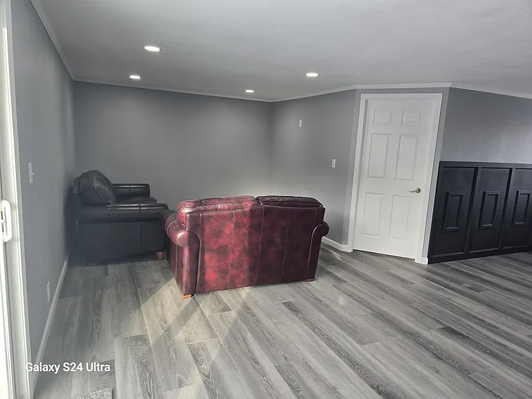 117 Norbeck Dr — Photo 6