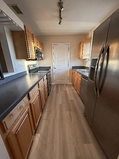 7367 Kenwood Dr — Photo 8