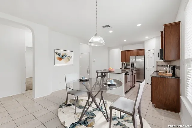 7020 Conroe Ml — Photo 4