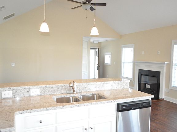 3rd image of 3404 Saybrook Court