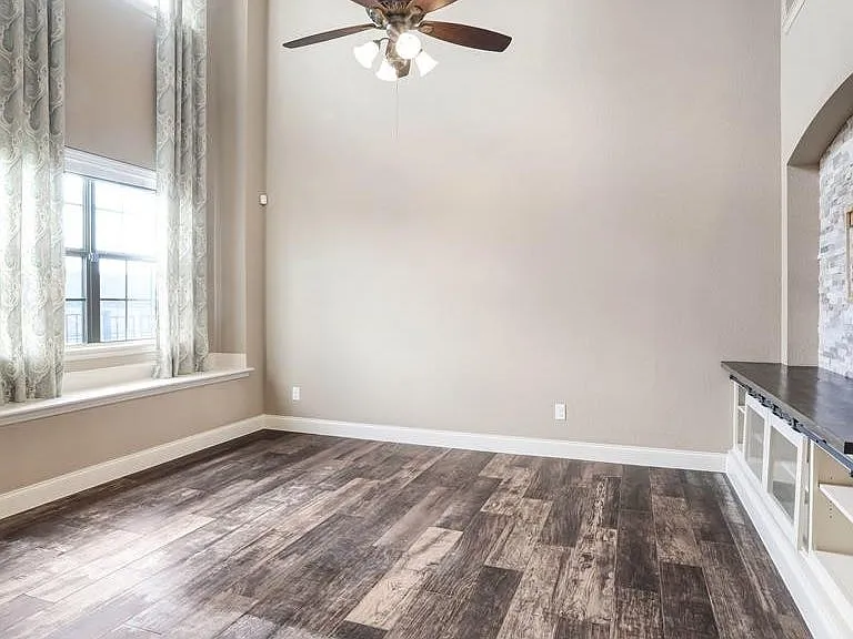6929 Sandshell Blvd — Photo 49