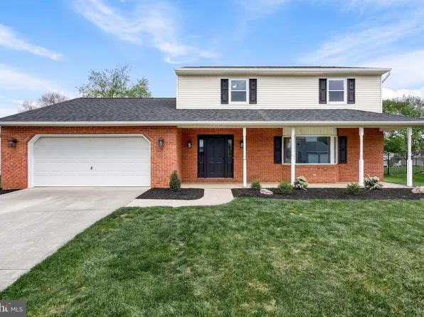 18 Bourbon Red Dr, Mechanicsburg, PA 17050