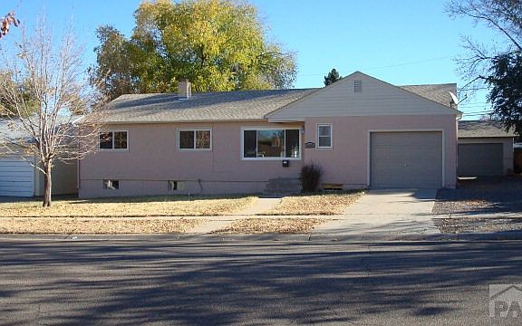 2nd image of 1608 Horseshoe Dr