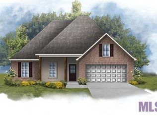 8755 Redwood Lake Blvd, Zachary, LA 70791