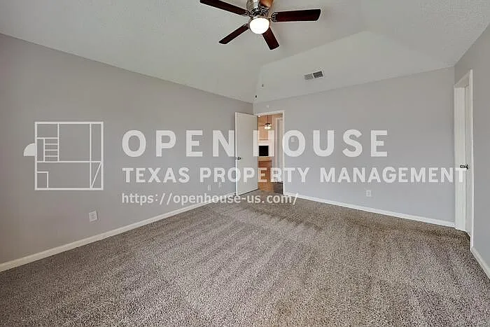 712 Bluebonnet Dr — Photo 7