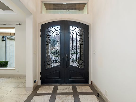 4th image of 6311 Sevilla Cir