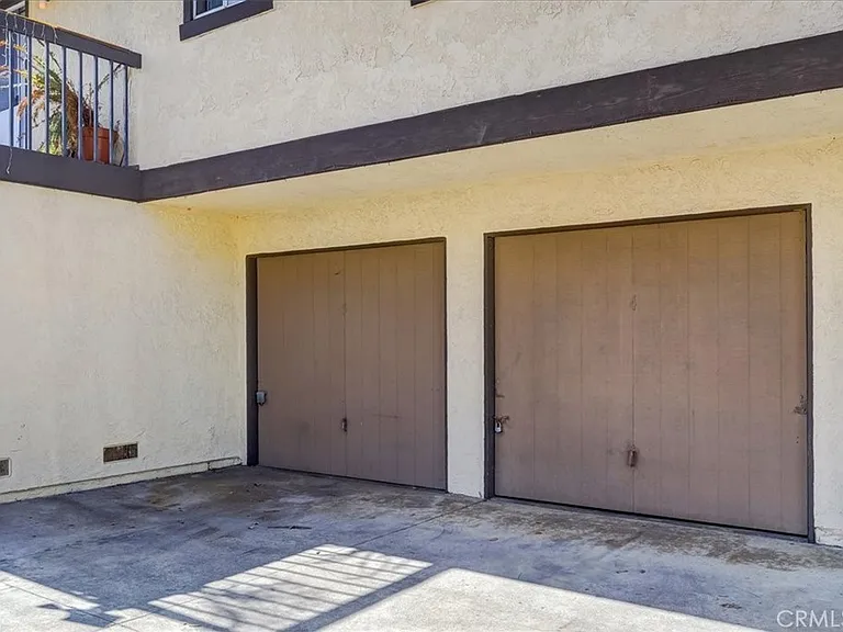 615 Utica Ave #4 — Photo 24