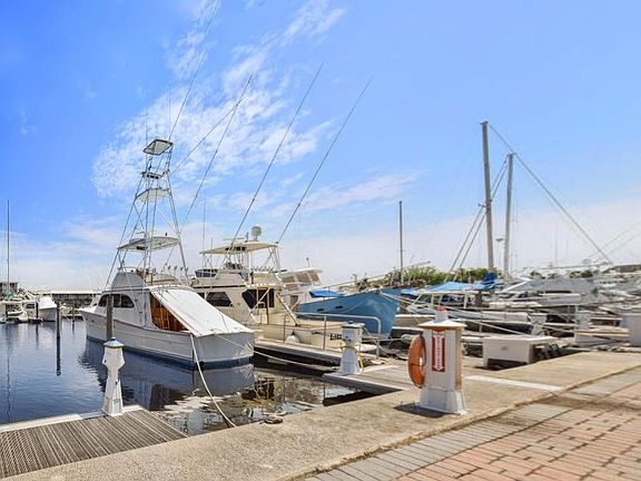 2nd image of 143 Yacht Club Dr APT 14