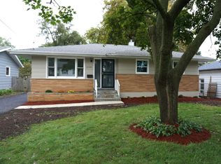 2109 33rd St, Zion, IL 60099