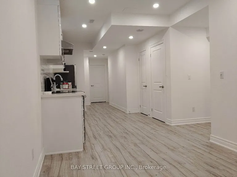6 Longworth Ave — Photo 3