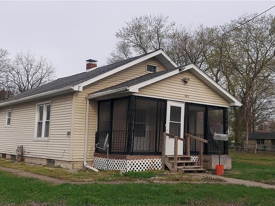 503 N Washington St, Sparta, IL 62286 | Zillow