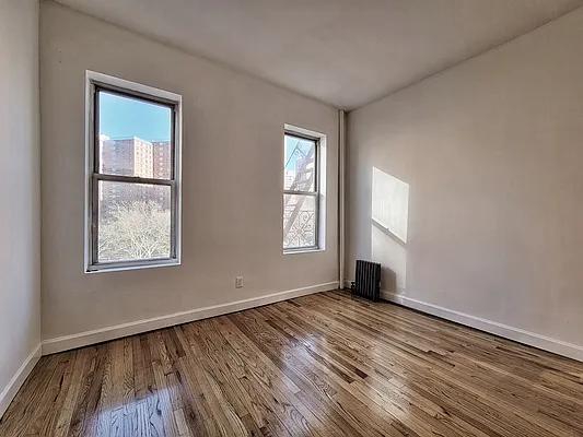 Rented by Compass | media 2