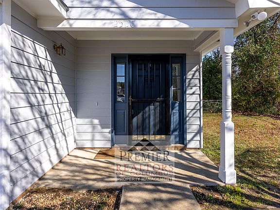 5th image of 2526 Lacey Oak Ct