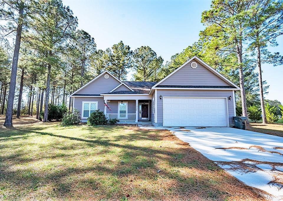 1st image of 102 Nandina Ct