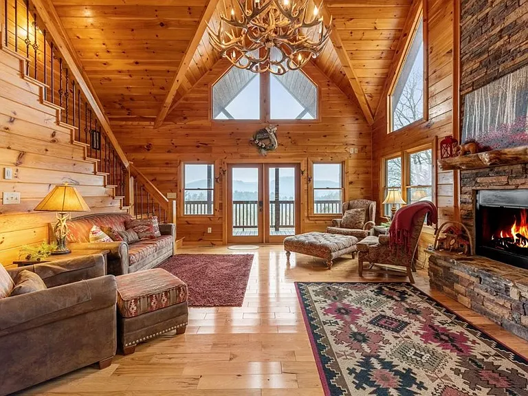 13 Camden Way — Photo 4