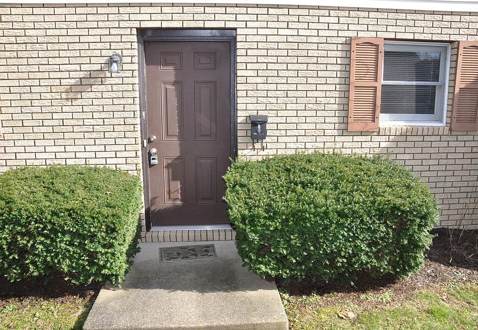 1st image of 146 12th St NE #A