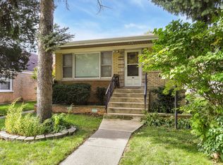 40 Granville Ave, Bellwood, IL 60104