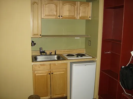 Rented by City Connections Realty | media 12