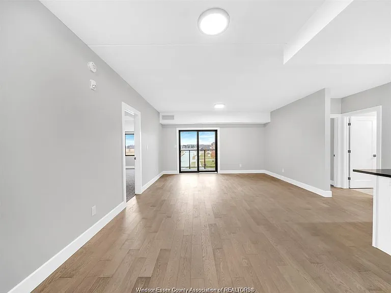 2550 Sandwich West Pkwy #402 — Photo 9