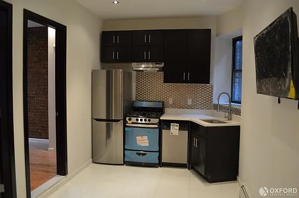 Rented by Oxford Property Group | media 30