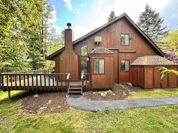 24 Lakeview Terrace, Monticello, NY 12701