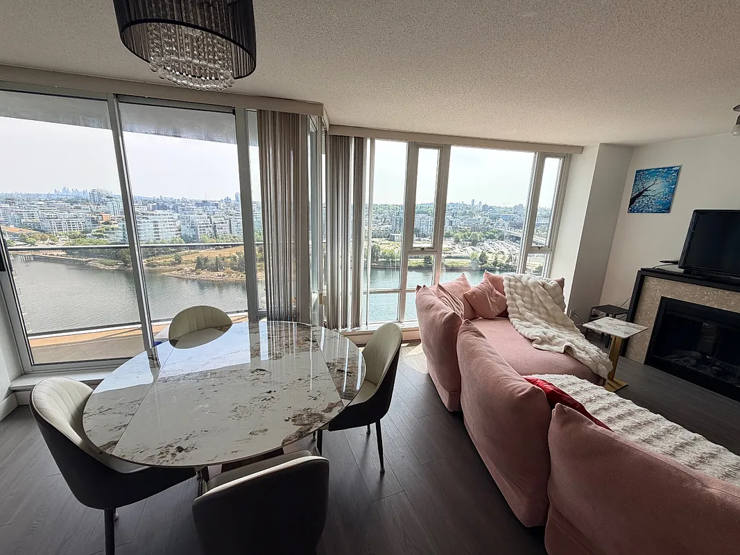 2 bed, 1081 sqft, $5,200 — Photo 3