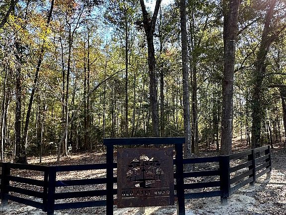 4th image of Lindsey Bridge Rd