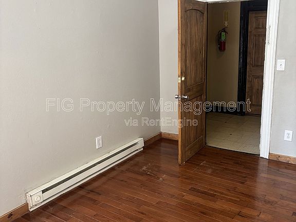 5th image of 431 W G St #5
