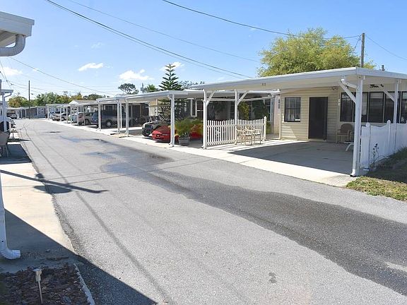3rd image of 4699 Continental Dr Lot 454