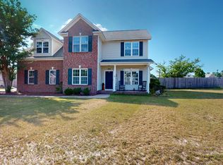 284 Home Stretch Ln, Raeford, NC 28376