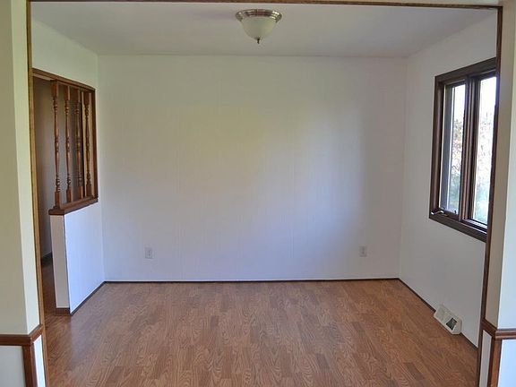 4th image of 9719 Lake Michigan Dr