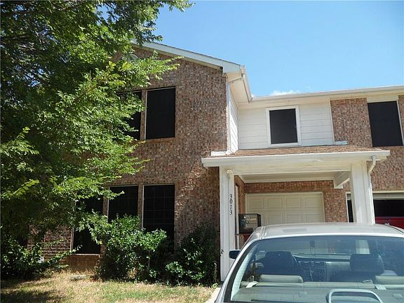 2nd image of 3013 Autumn Lea Dr