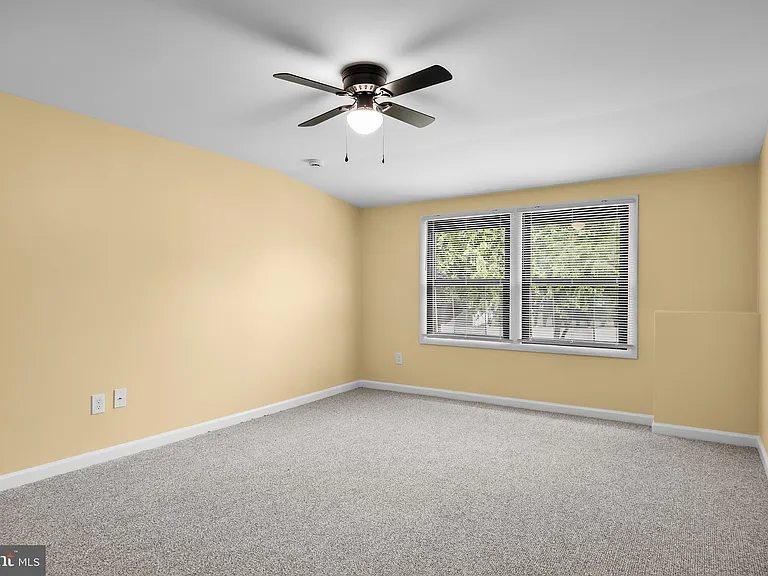 10 Traynor Ln — Photo 19