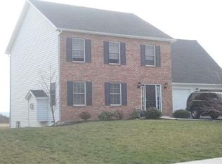 150 Regal Vw, Carlisle, PA 17013