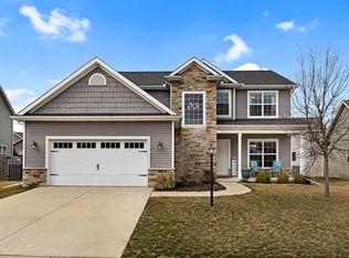 305 Potomac Ave, Savoy, IL