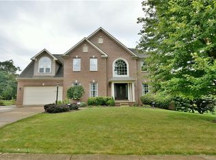 100 English Farm Dr, Wexford, PA 15090