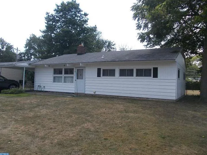 311 Dogwood Dr photo 1