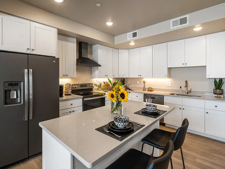 1297 Thomas Dr #204 — Photo 5