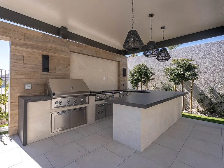 10949 Rossa Peak Ave — Photo 73