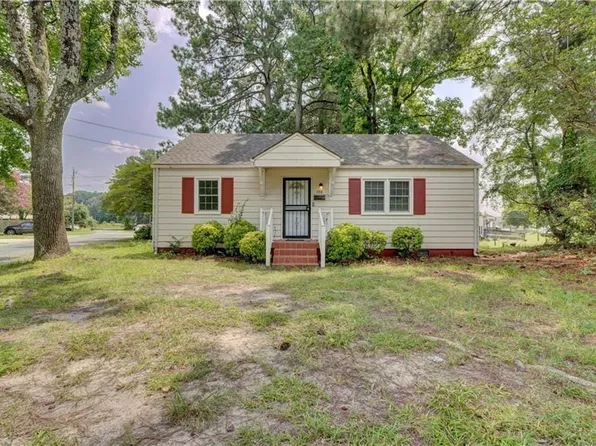 138 Gillis Rd, Portsmouth, VA 23702