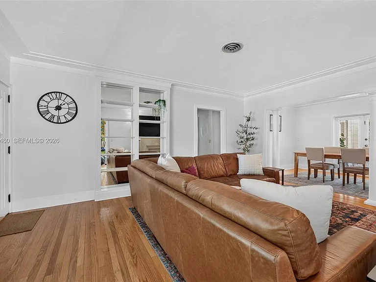 1710 Segovia St — Photo 8