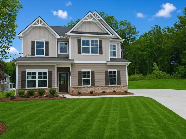 3716 Heron Creek Ct, Loganville, GA 30052