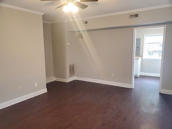 4th image of 1040 Bose Ave #1040